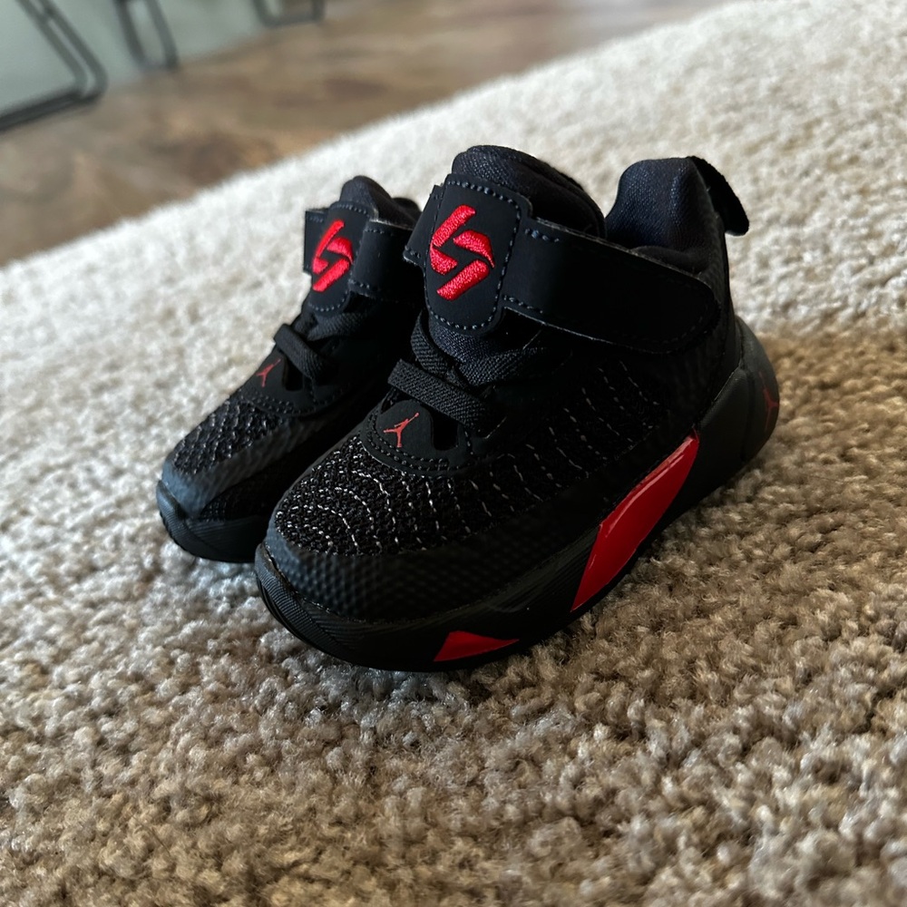 Toddler Jordan Sneakers